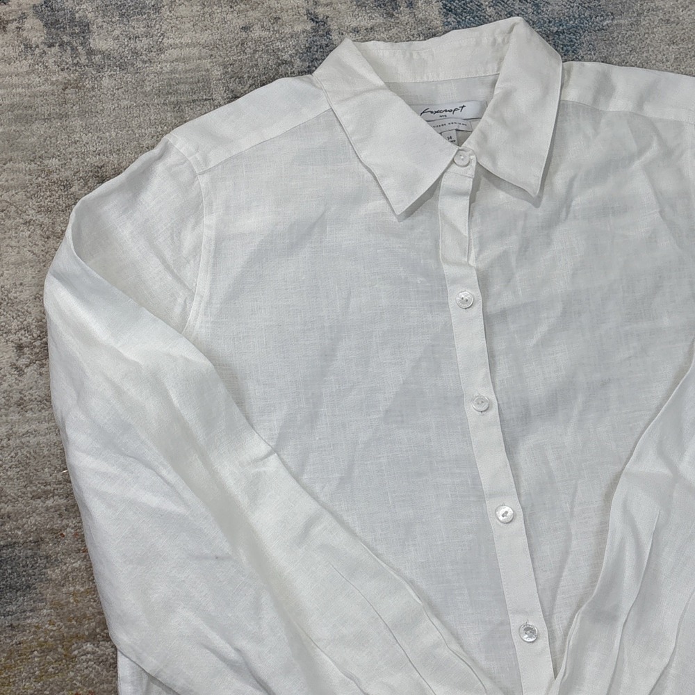 Foxcroft 100% Linen White‎ Button Up Shirt Womens Size 14 Shaped Career Coastal